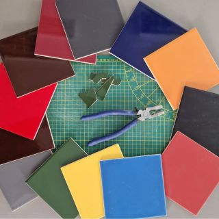 Nyní nově nabízíme ve spolupráci s #gabcikstyl dlaždice na tvorbu mozaiky. Na výběr je z více jak čtyřiceti barev....